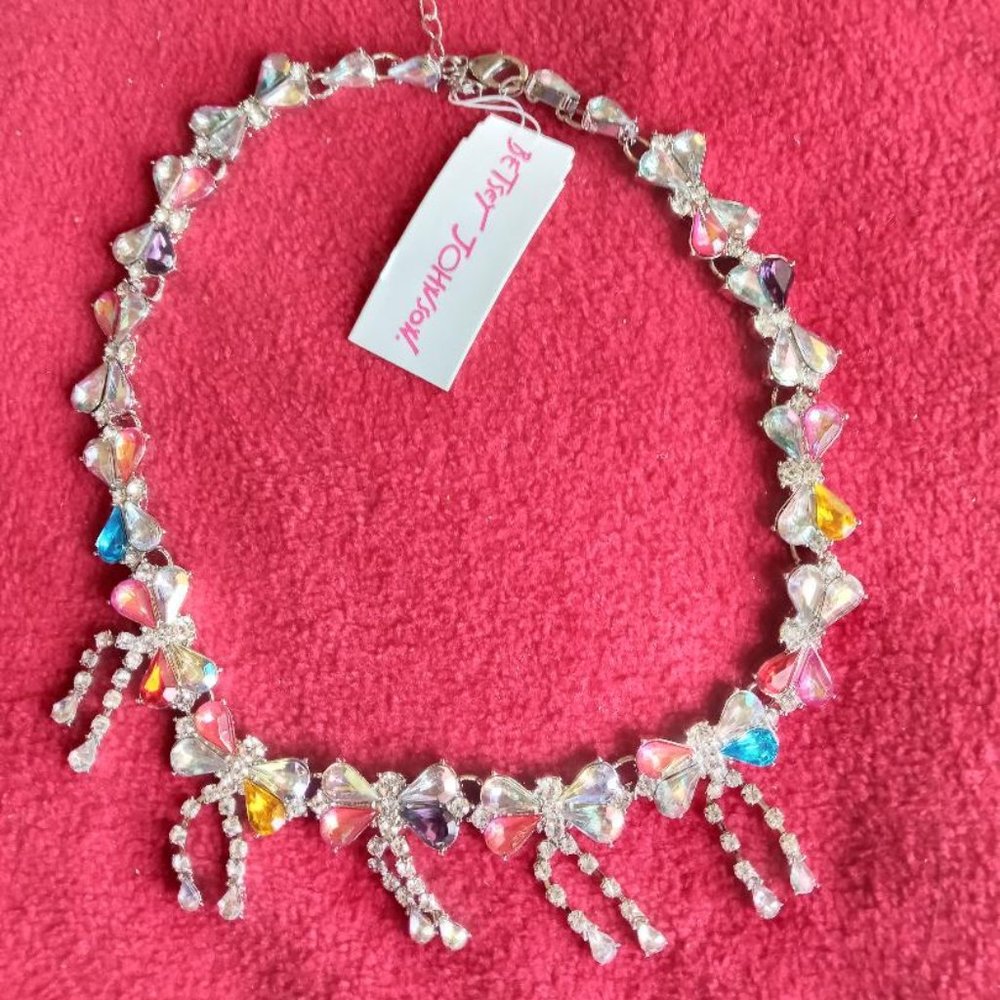 Betsey Johnson Bow and shine Necklace